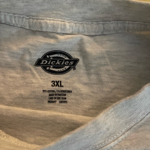 Men’s Dickies T-shirt w/ pocket. 3xl - Picture 2 of 3